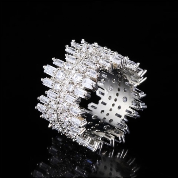 NEW Luxury Micro Paved Round Square Diamond Ring - Picture 3 of 7